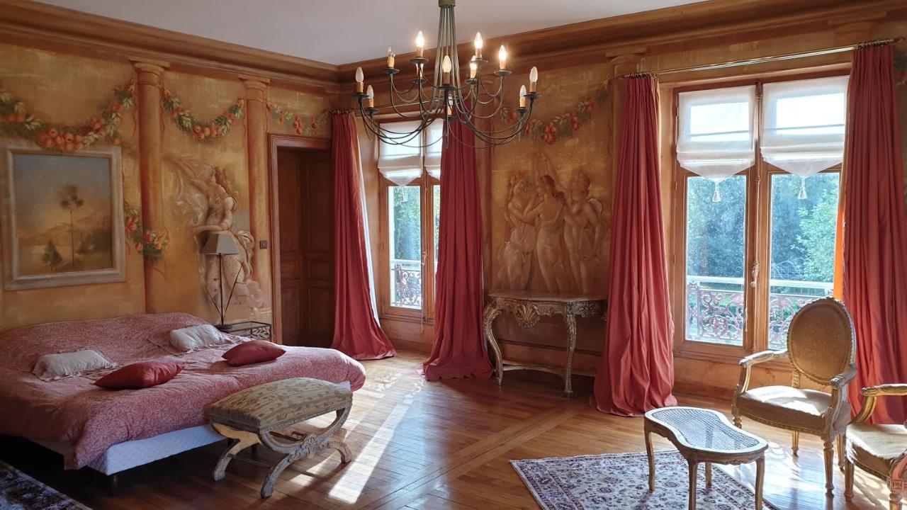 La Villa Des Arts Savigne-l'Eveque ภายนอก รูปภาพ