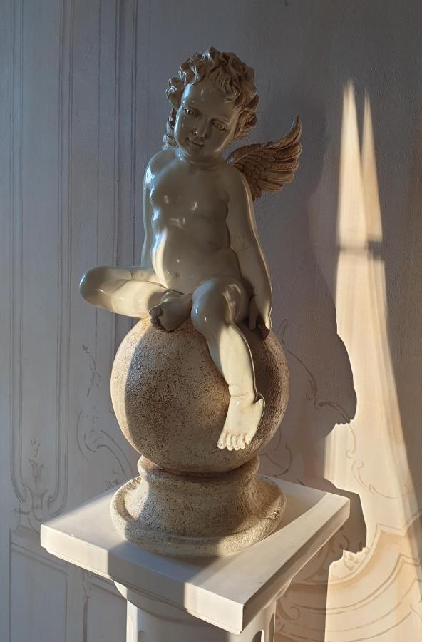 La Villa Des Arts Savigne-l'Eveque ภายนอก รูปภาพ